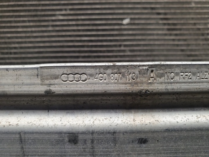 AUDI A6 S6 C7 4G 4G0807113A AVEC AVANT RADIATEURS EAU