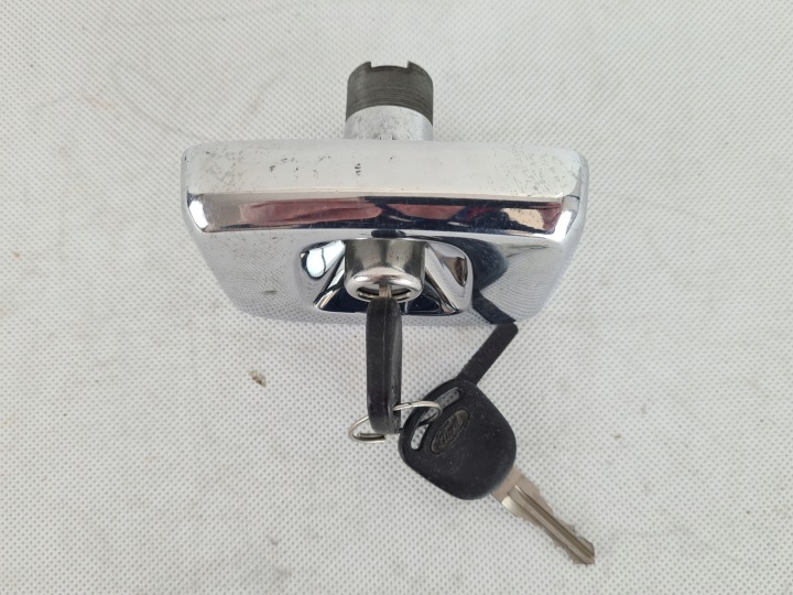 SERRURE COUVERCLES DE COFFRE ARRIÈRE FORD ESCORT MK3 III CHROME 1981-86