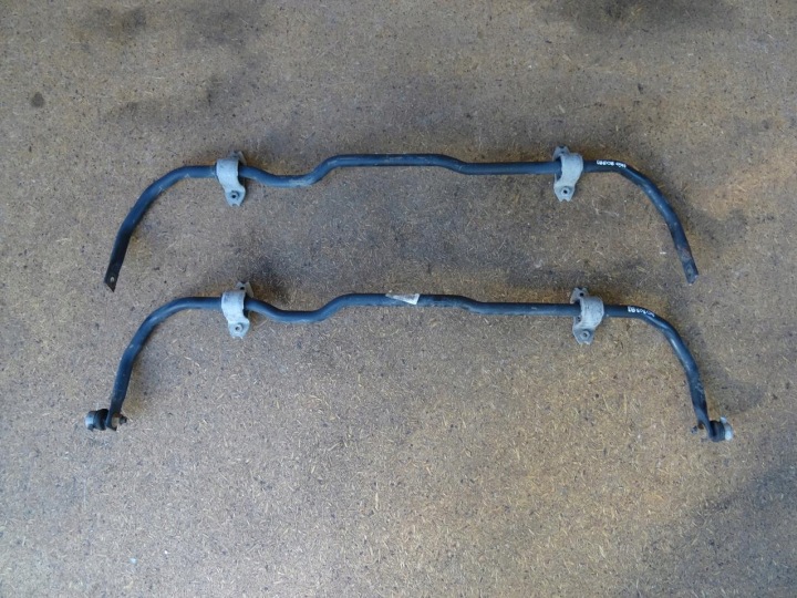 AUDI A3 8P GOLF V VI LEON II BARRE DE LIAISON STABILISATEUR 1K0411303BJ 1K0411333C