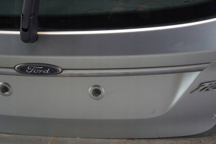 COUVERCLES DE COFFRE COUVERCLES DE COFFRE FORD FIESTA MK7 69 (K527)