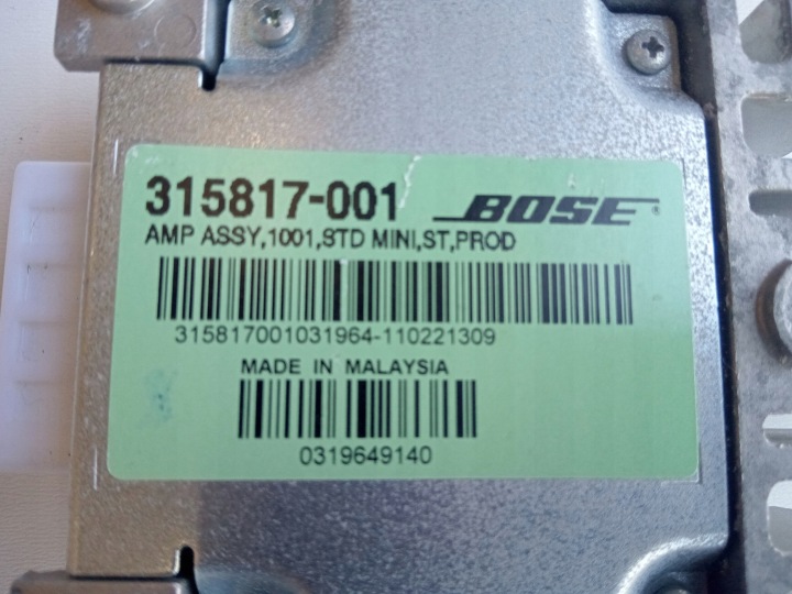 AMPLIFICATEUR BOSE INFINITI Q70 M30D M35 M37 M56 315817001