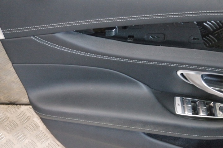 SIÈGES CUIR NOIRE MERCEDES GT AMG X290 W290 4OS F256