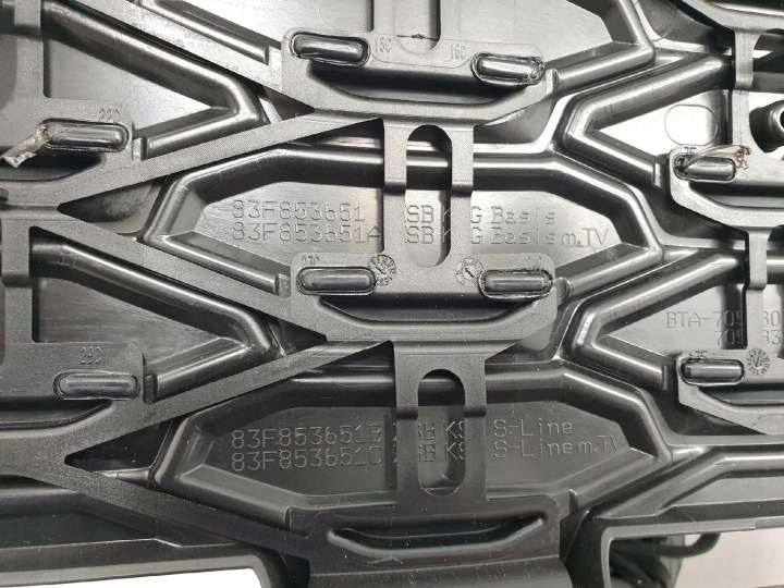 GRILLE CALANDRE PARE-CHOCS AVANT NOIR AUDI Q3 83A 83F S-LINE SPORTBACK