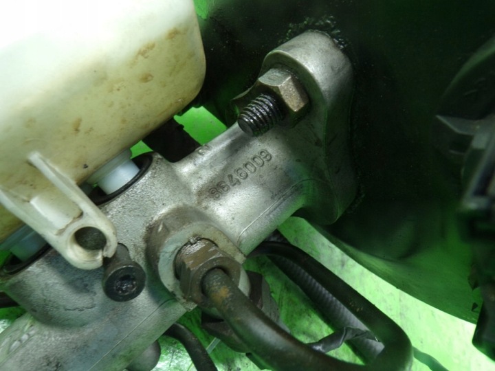 VOLVO V70 II SERVO FREIN 8646009