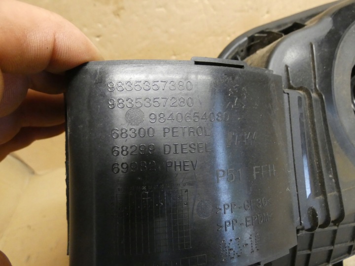 CLAPET GOULOTTE DE REMPLISSAGE CARBURANTS PEUGEOT 308 T10 9835357380 KWE
