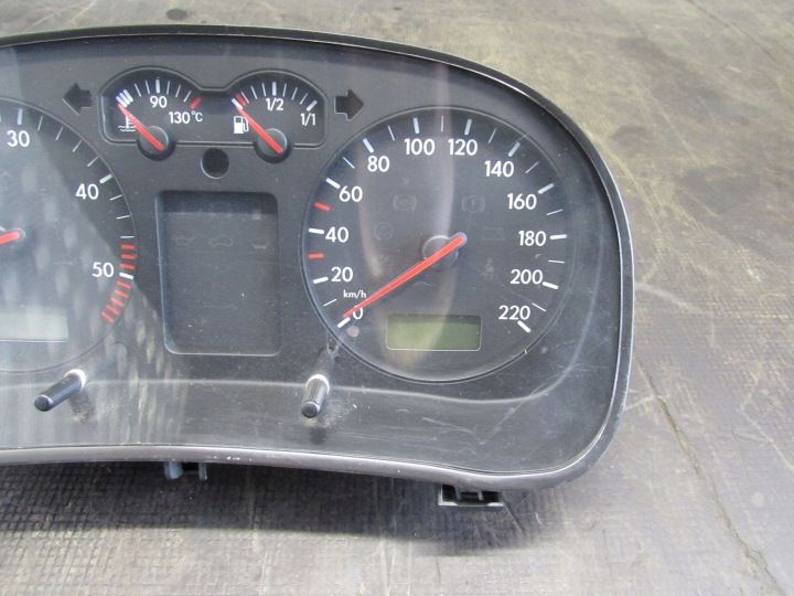 COMPTEUR 1J0920801E VW BORA DIESEL 1.9 TDI 98-05