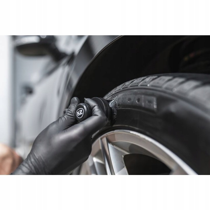 K2 TRACO APLIKATOR VERS DRESSINGU PNEUS PLASTIQUE AVEC WLOSIEM AVEC MANIVELLE SUPPORT