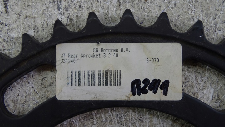 R241 ENGRENAGE MOTOCYCLETTE ARRIÈRE HONDA RVF VFR 400 750 89-98 J31240