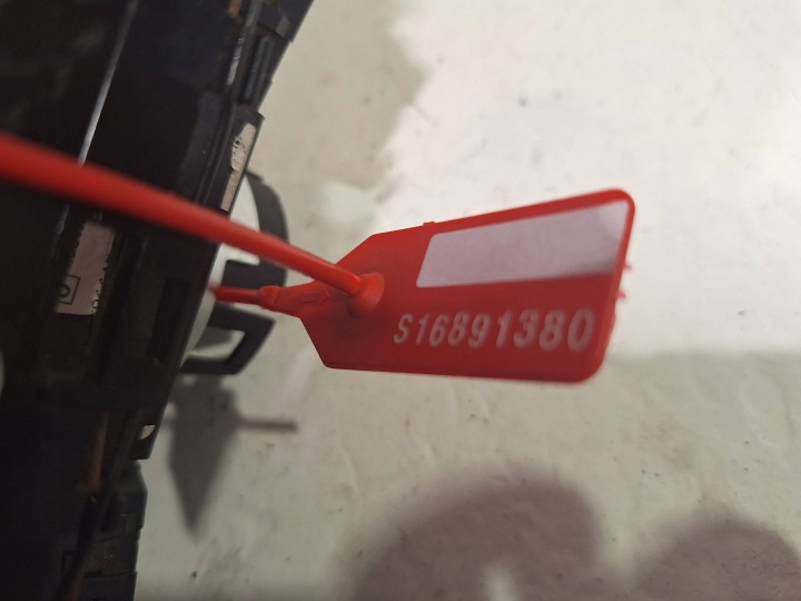 COMMUTATEUR COMPOSITE BANDE 96663613XT PEUGEOT 5008 09-