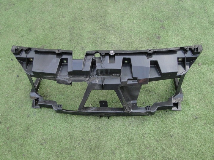 RENAULT SCENIC II SOPORTES CENTRAL PARTE DELANTERA PAS DELANTERO SOPORTE PARAGOLPES 