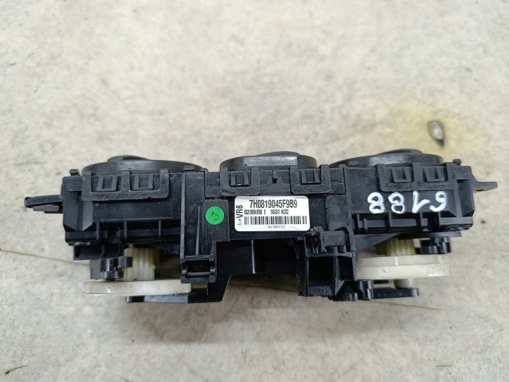 PANNEAU CONDUIT D'AIR VW TRANSPORTER T5 7H0819045