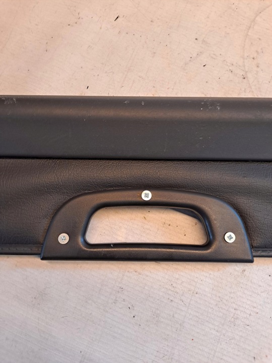 STORE COUVERCLES DE COFFRE JEEP PATRIOT
