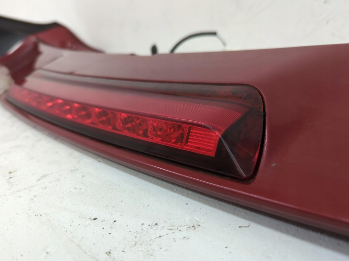 SPOILER COUVERCLES DE COFFRE ARRIÈRE HYUNDAI KONA 87210-J9000