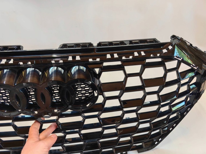 AUDI RSQ3 83A GRILLE CALANDRE POUCES
