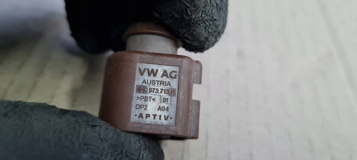 SQ8 4M RSQ8 Q8 PUCE PUCE 4H0973713H 2.0 TDI A4 B9 8W A5 A6 C7