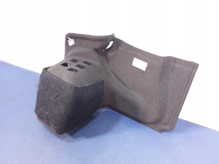 AUDI A8 D4 4H GARNITURE COUVERCLES DE COFFRE DROITE 4H0863880H