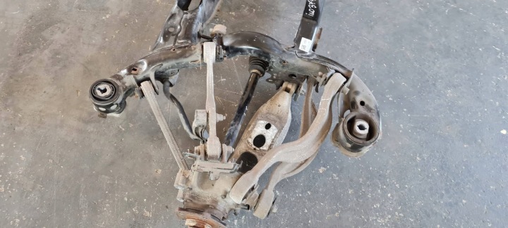 A7 C8 4K SUSPENSION CHÂSSIS POUTRE ARRIÈRE QUATTRO JOINTS DE DIRECTION 4K0505235AL A6 C8 4K