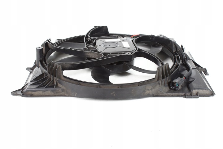 BMW E81 E82 E87 E88 116D 118D 120D N47 VENTILADOR DEL RADIADOR 7788906 