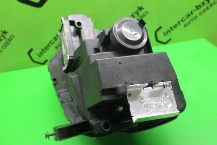 PROJECTEUR DROIT TOYOTA PROACE CITY 9856999880 LIFT COMPLET LED 2024 2025 2026