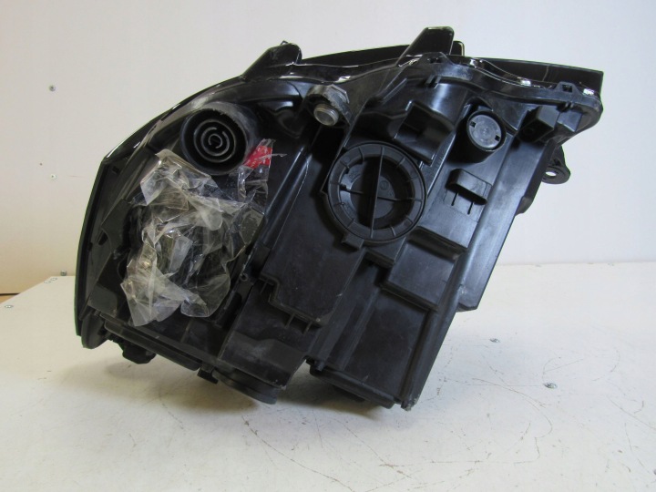 VW MULTIVAN T6 PHARE DROITE AVANT AVANT COMPLET LED 7L1941036D 90199401