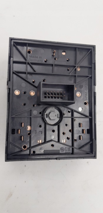 COMMUTATEUR FEUX OPEL CORSA C 1.3 CDTI 9116613