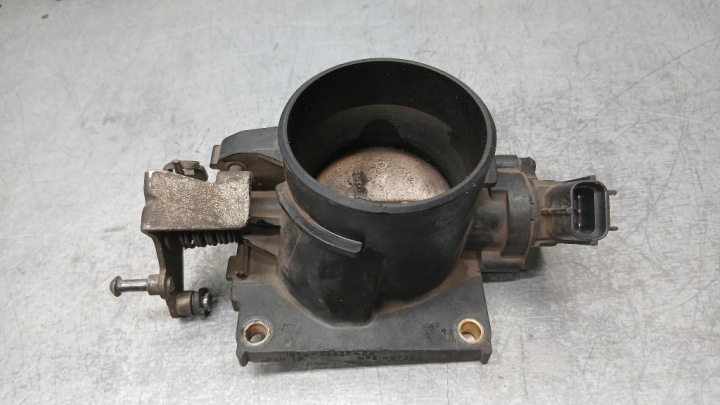 PAPILLON DES GAZ MAZDA 6 GG 02R 1.8B BERLINE 1S7U-9E927-CA