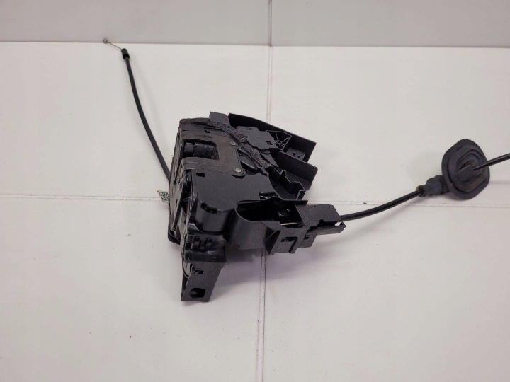 SERRURE DE PORTE AVANT GAUCHE CÔTÉ RENAULT MEGANE 4 2018 805034436R