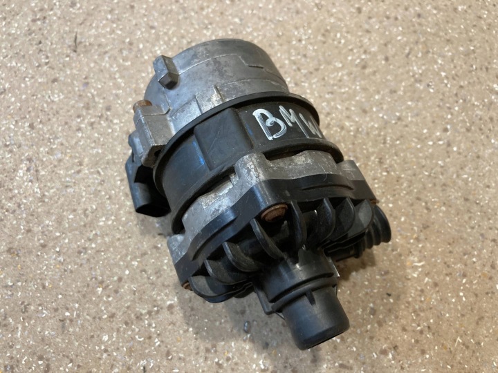 PETIT MOTEUR CIRCULATION EAU BMW 7 (F01, F02) 7587374 4.4L 2010