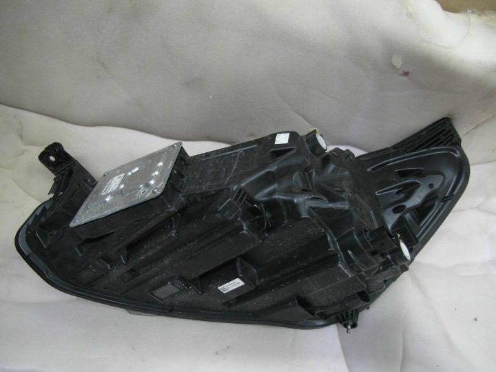 FORD FOCUS MK4 COMPLET LED PHARE AVANT DROITE