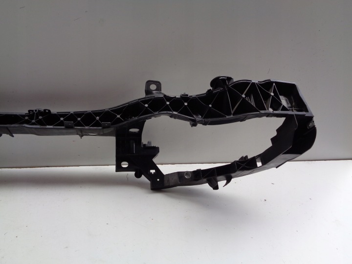 RENFORCEMENT PANNEAU AVANT FORD TRANSIT CONNECT 13-