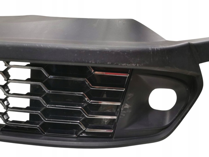 CALANDRE GRILLE GRILLE CENTRALE DOUBLURE DIFFUSEUR TOYOTA YARIS CROSS GR