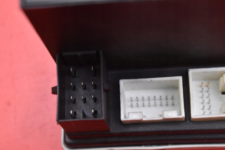 POMPE CENTRAL SERRURE 8L0862257K AUDI A3 8L 3D HAYON 96-00