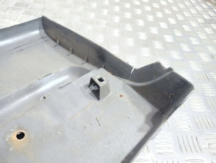 TOYOTA RAV 4 (XA20) 2004 AUTRE ÉLÉMENTS WYKONCZENIA COUVERCLES DE COFFRE