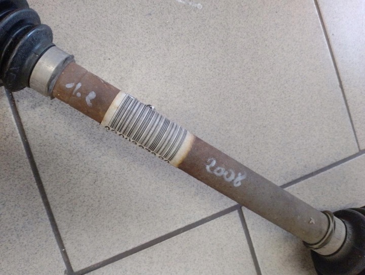 DEMI-ARBRE GAUCHE COURTE PEUGEOT 2008 1 1,2 9800387380