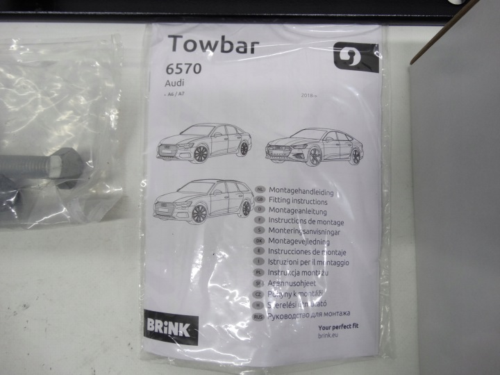 AUDI A6 C8 A7 C8 4K CROCHET ATTELAGE MANUEL PLIABLE BRINK 657000 NEUF