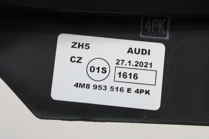 AUDI RSQ8 CHÂSSIS CAOUTCHOUC VOLANT 4M8953491A 4M8953516E 4M0953551 TAP