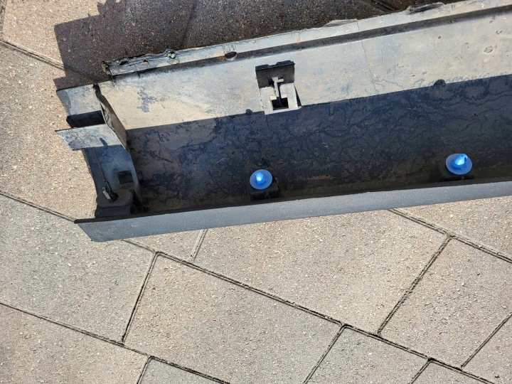 MOULURE SEUIL REVÊTEMENT GAUCHE LONGUE PEUGEOT 2008 I 96781716XT