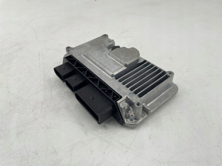 AUDI RS6 C7 2016 MODULE CONTRÔLEUR AMPLIFICATEUR CAOUTCHOUC