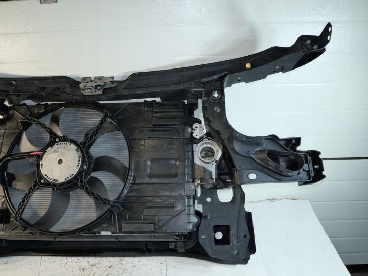 VW T5 LIFT PANNEAU AVANT POUTRE 7E0805598F