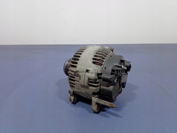 VW PASSAT B6 2.0 TDI 140KM ALTERNATEUR 180A 021903026L