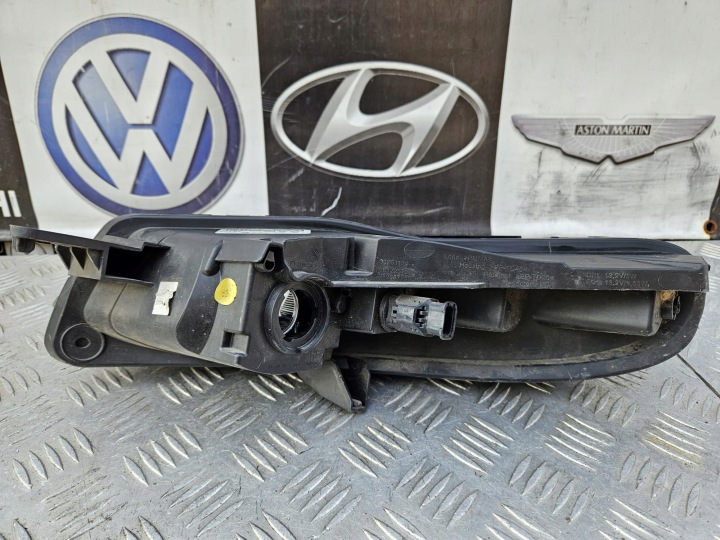 CITROEN C3 III LED DROIT AVANT EUROPE 9820877880