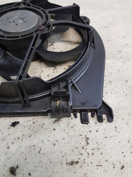 RENAULT OE 1831442016E VENTILATEUR RADIATEUR