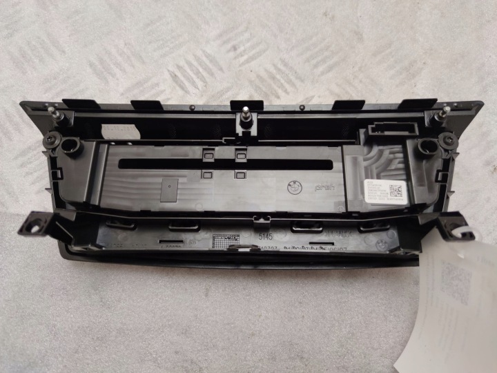 BMW 2 F46 2016 PANNEAU AUTORADIO CD/DVD/GPS 9371455