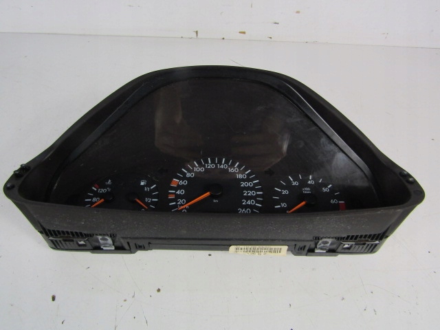 MERCEDES E W210 COMPTEUR TABLEAU DE BORD 2,0 186KM M111947 95-99 2105404648