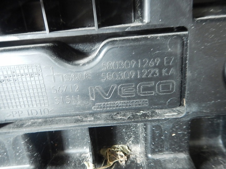 IVECO DAILY IV LIFT 2019- PARE-CHOCS AVANT AVANT 105802322969KZ 105802313252
