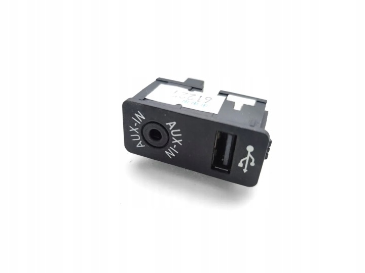 BMW 1 SERIES PRISE RACCORD USB 2014 BERLINE COMPACTE 4/5DR 9229246 (11-15) 116I