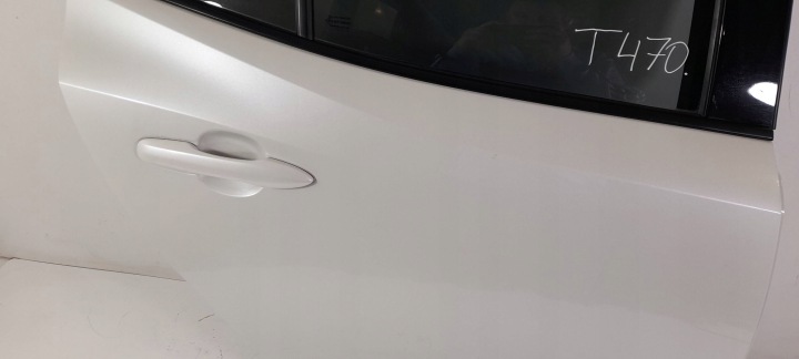 TOYOTA COROLLA E21 BERLINE COMPACTE PORTES ARRIÈRE DROIT 070 (T470)