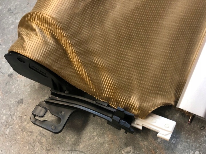 STORE JALOUSIE CAMEL 7P0877307C 7P0877307A 7P0877307B VERS VW TOUAREG 2011-18