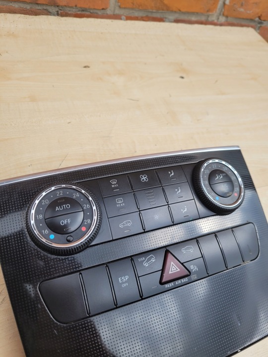 MERCEDES ML W164 PANNEAU BOUTONS CLIMATISATION