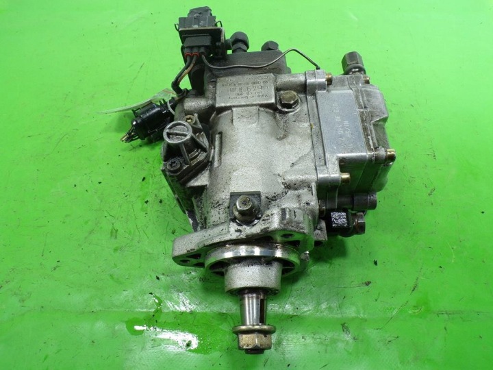VOLVO V70 2.5 TDI 1J POMPE INJECTION 0460415990